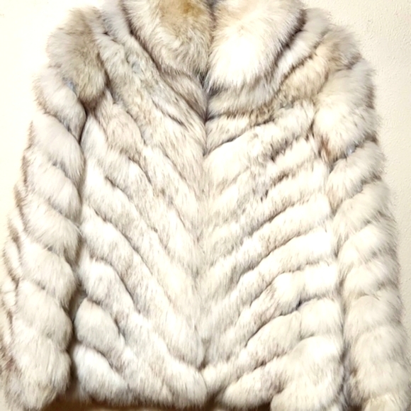 VTG Saga Fox Natural Blue Fox Norway Fur Coat Size Small EUC! - Picture 8 of 16